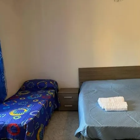 Casa Sofia - Vacanze A 300mt Dal Mare! Tatil Evi